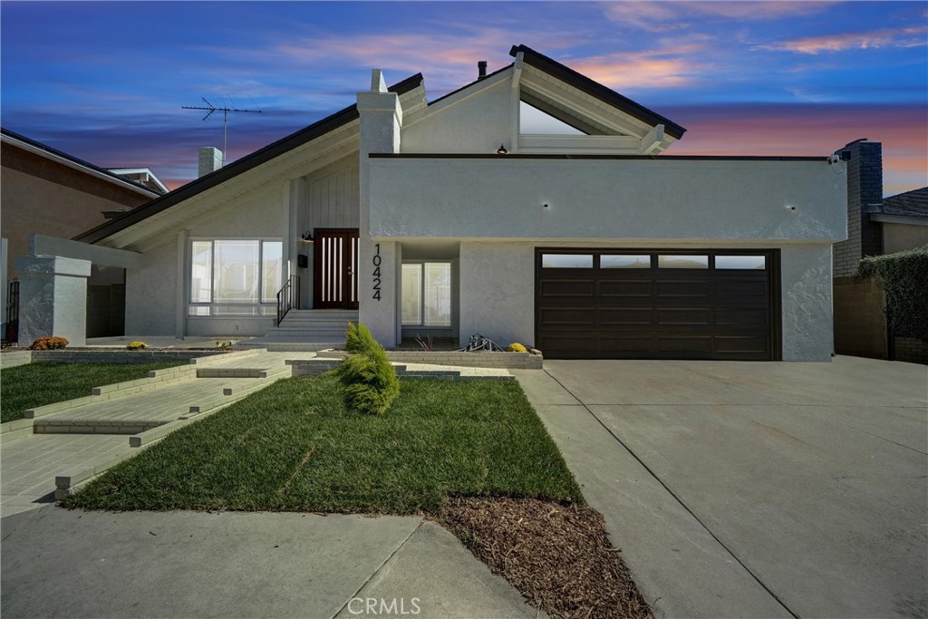 10424 Santa Rita Street