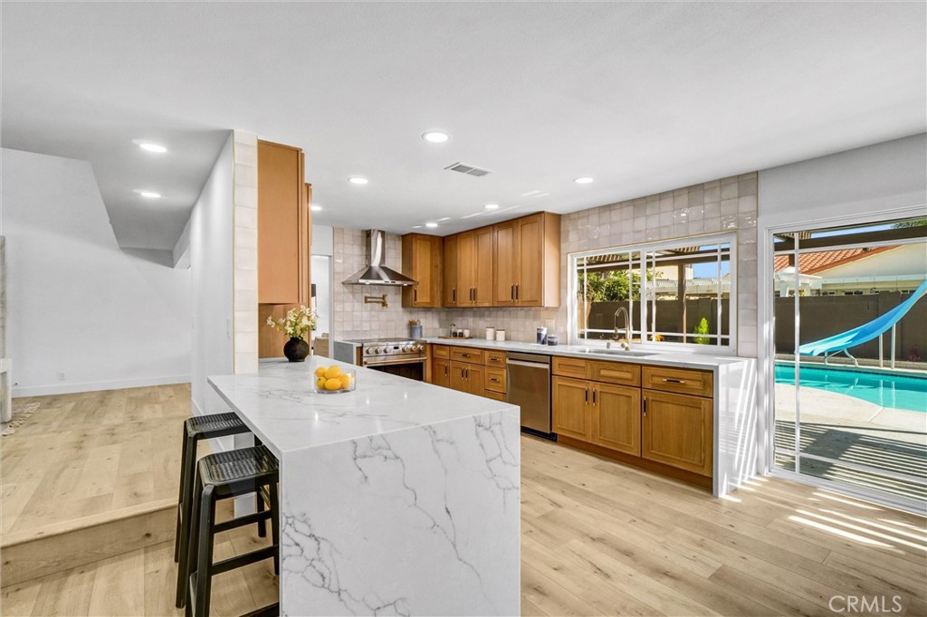 10424 Santa Rita Street