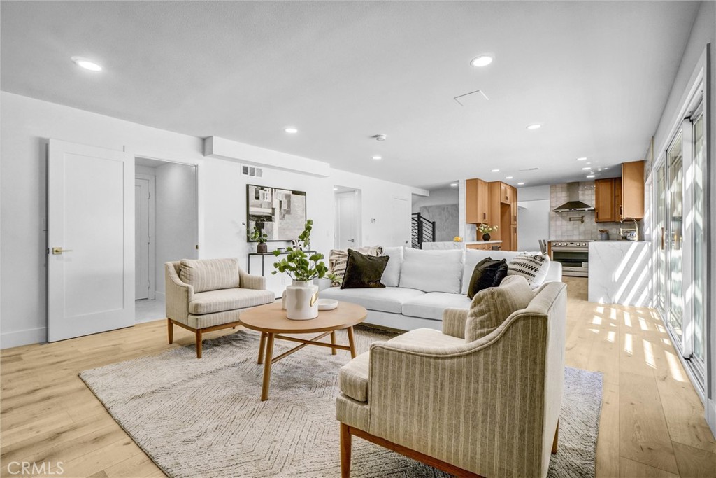 10424 Santa Rita Street