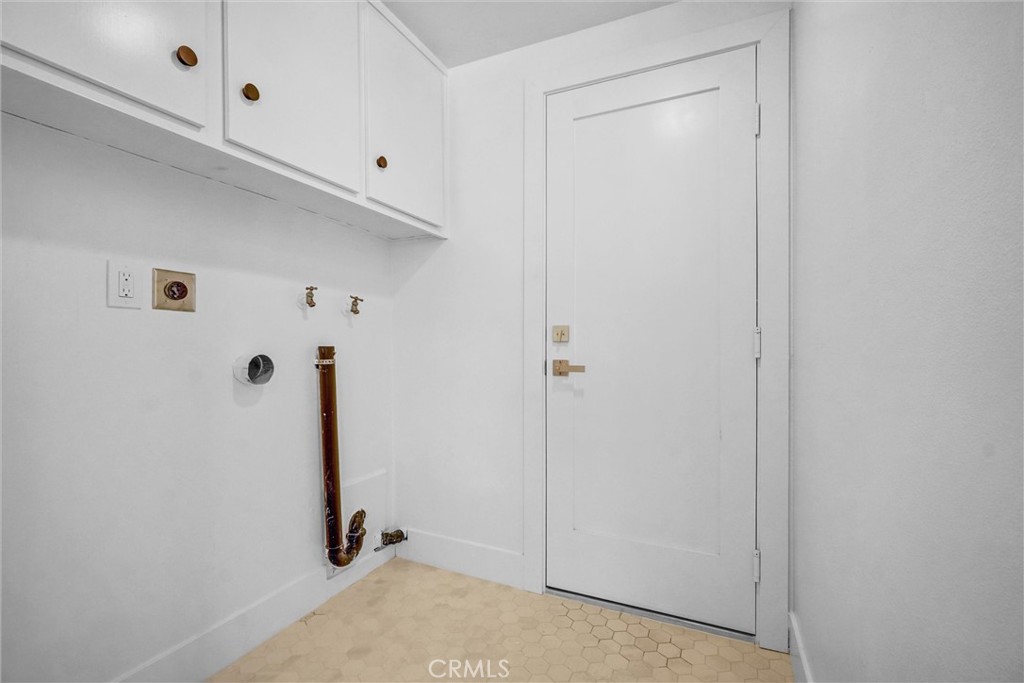 10424 Santa Rita Street