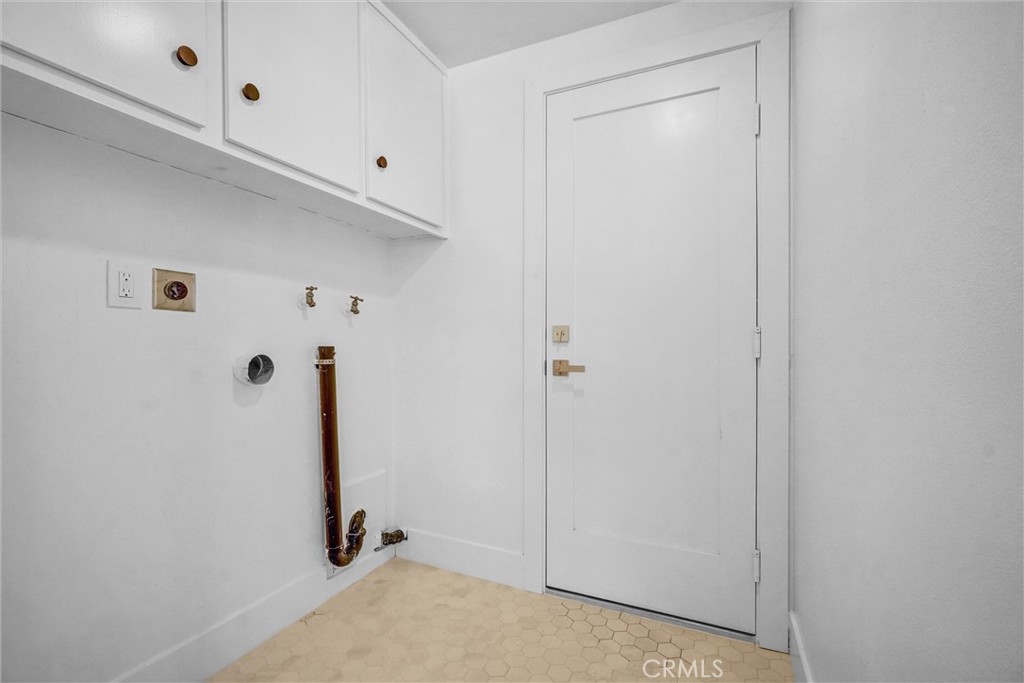 10424 Santa Rita Street