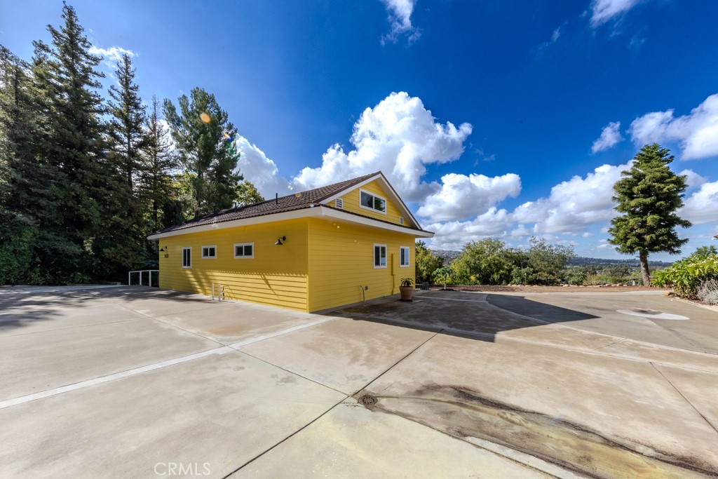 7655 E Silver Dollar Lane