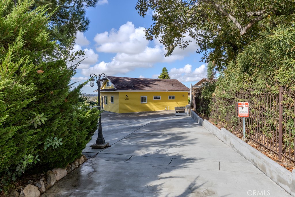 7655 E Silver Dollar Lane