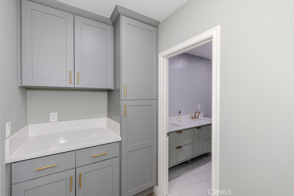 7655 E Silver Dollar Lane