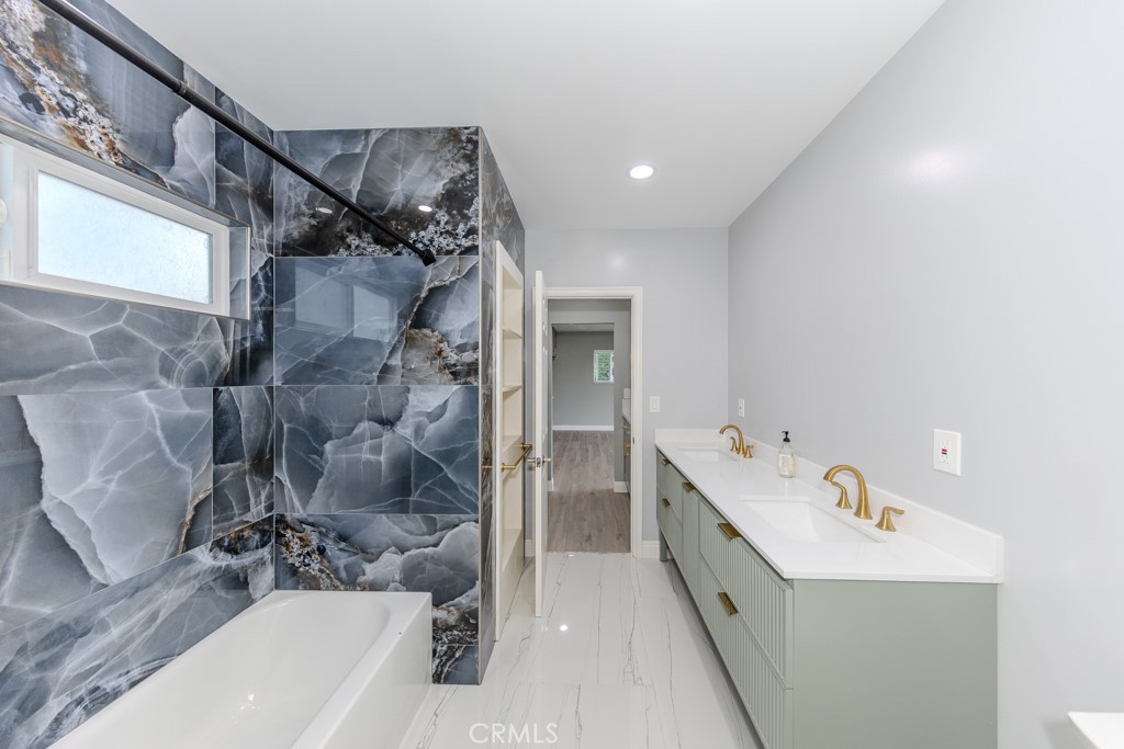 7655 E Silver Dollar Lane