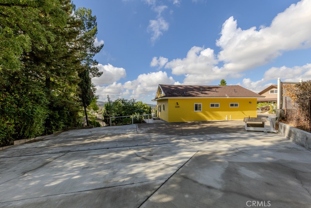 7655 E Silver Dollar Lane