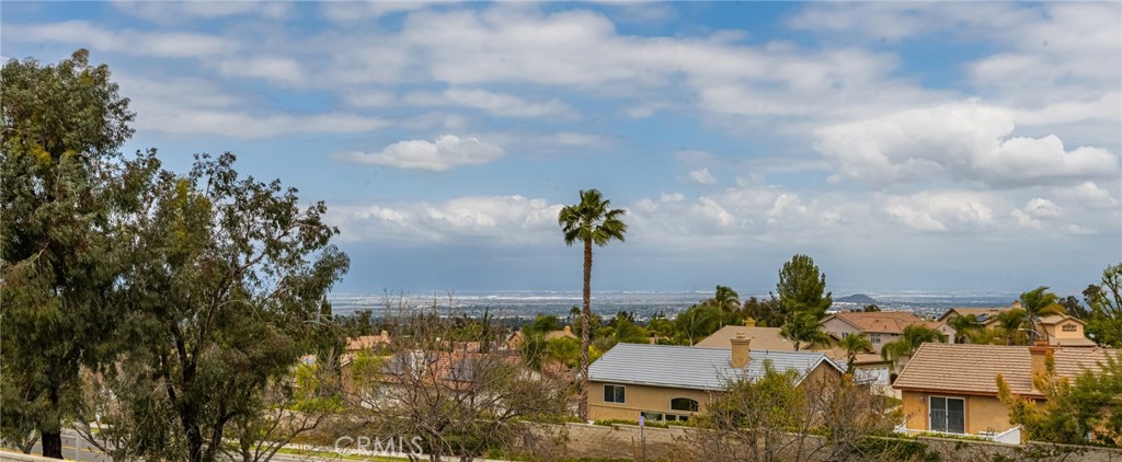 833 W Orange Heights