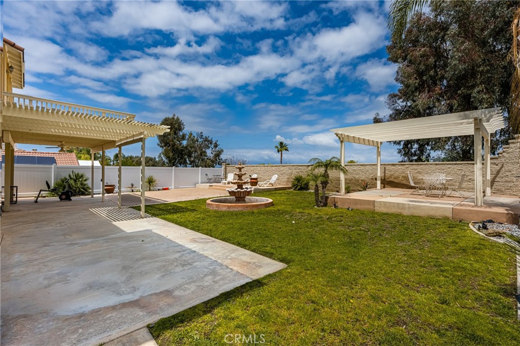 833 W Orange Heights