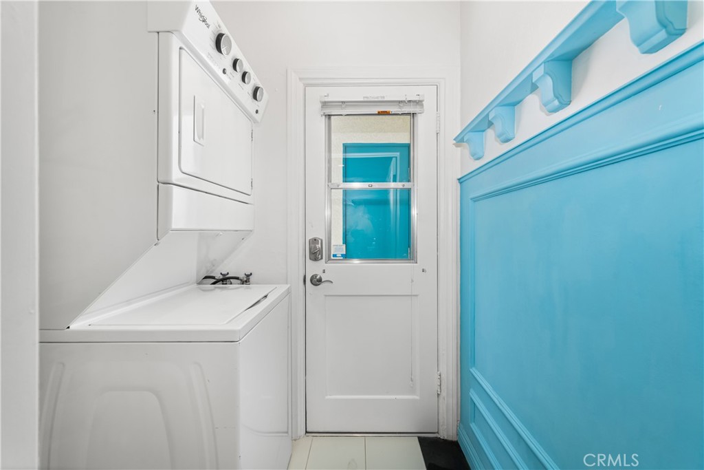 173 Santa Ana Avenue