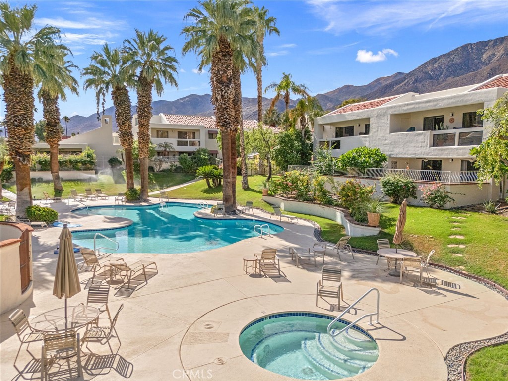 255 E Avenida Granada 211