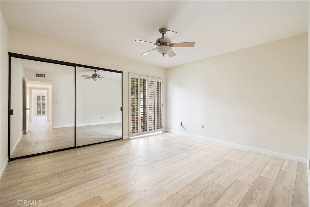 255 E Avenida Granada 211