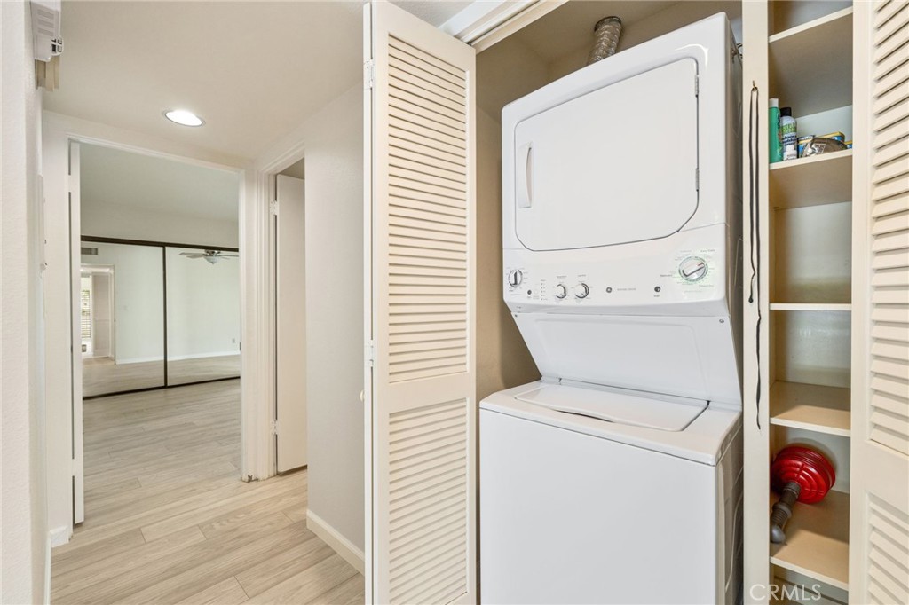 255 E Avenida Granada 211