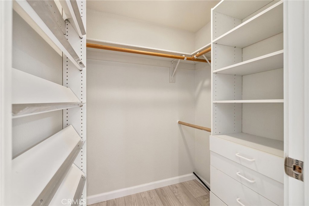 255 E Avenida Granada 211