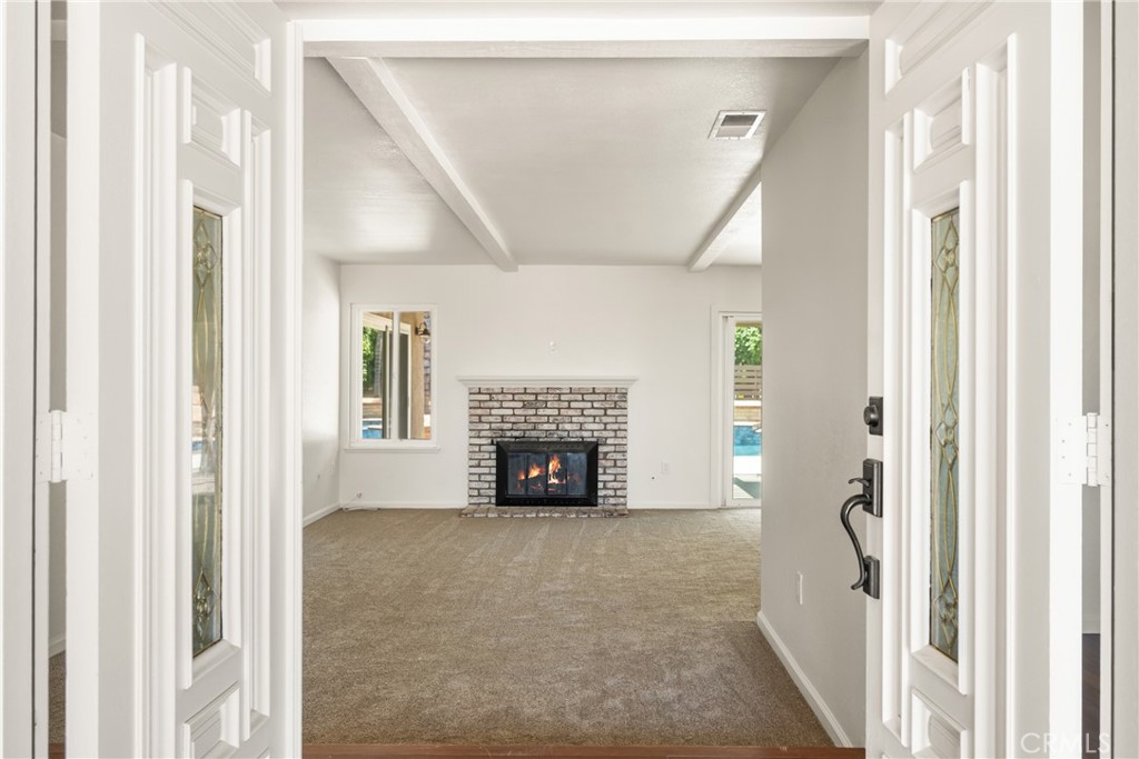 16481 Valle Vista Way