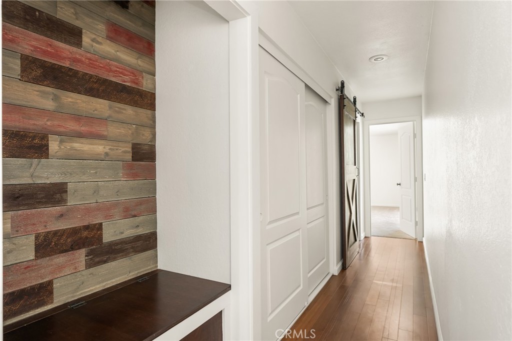 16481 Valle Vista Way