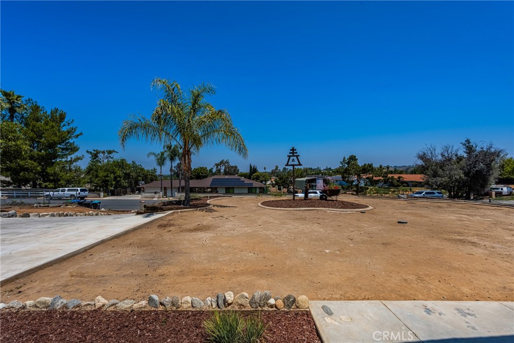 16481 Valle Vista Way