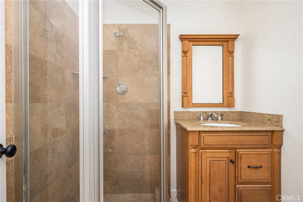 16481 Valle Vista Way