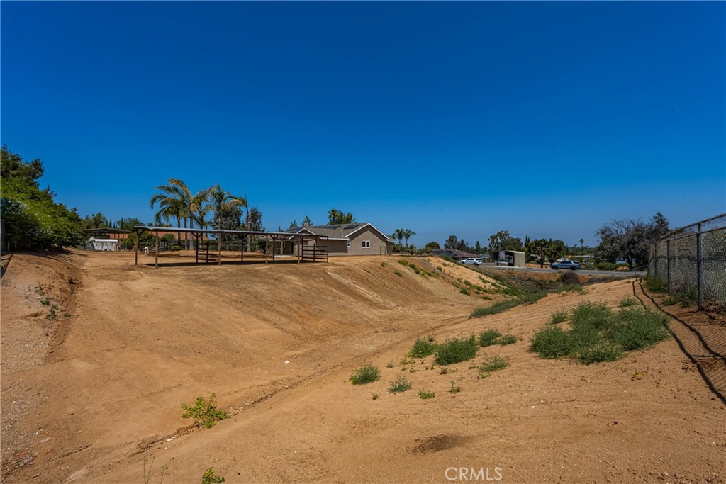 16481 Valle Vista Way