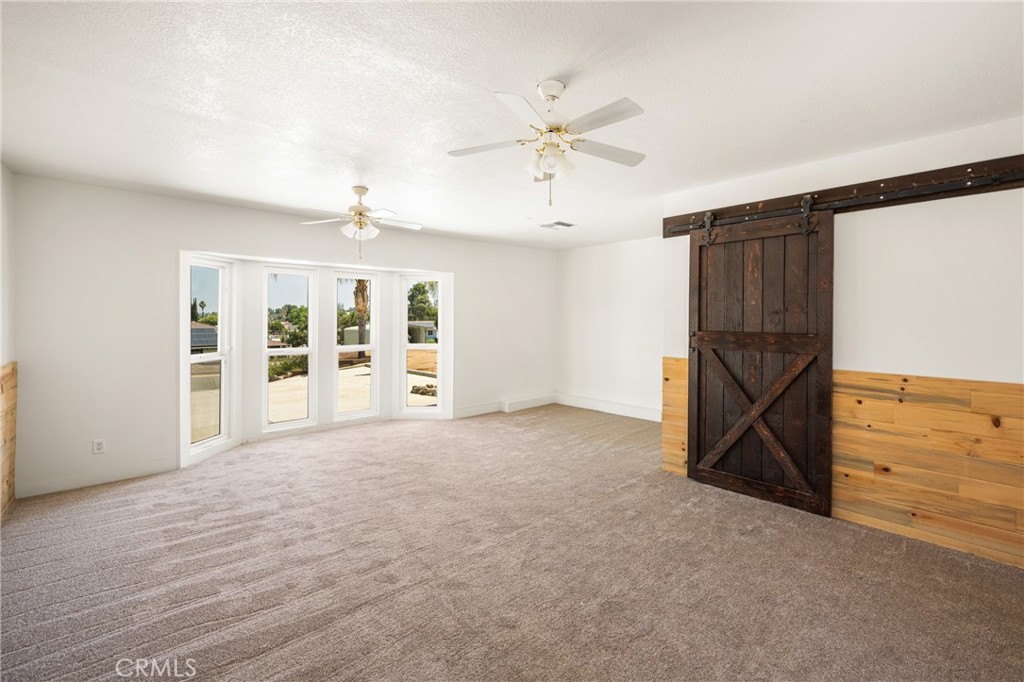 16481 Valle Vista Way