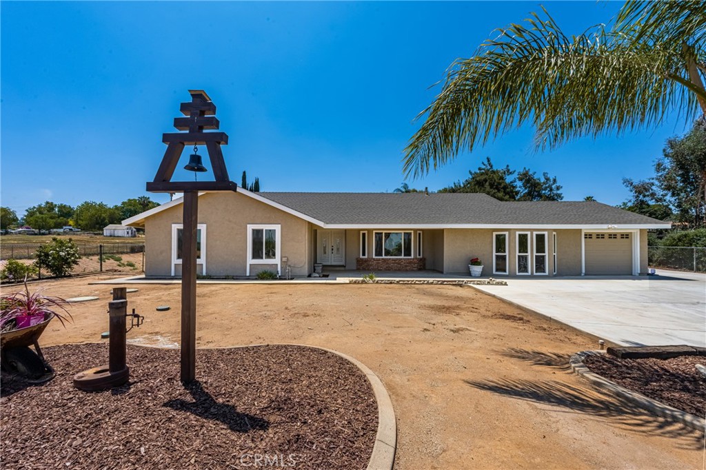 16481 Valle Vista Way