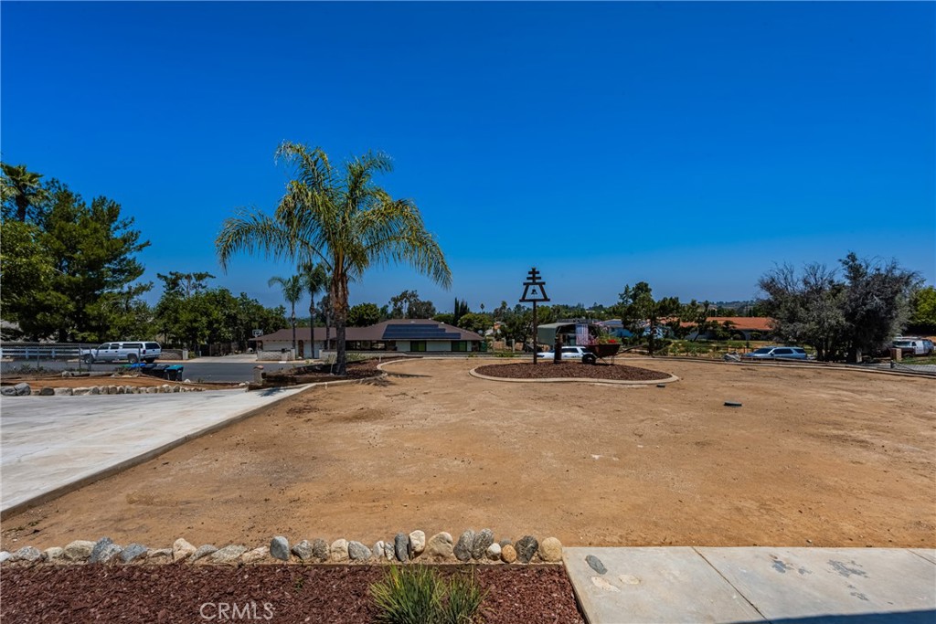 16481 Valle Vista Way