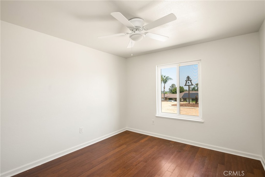 16481 Valle Vista Way