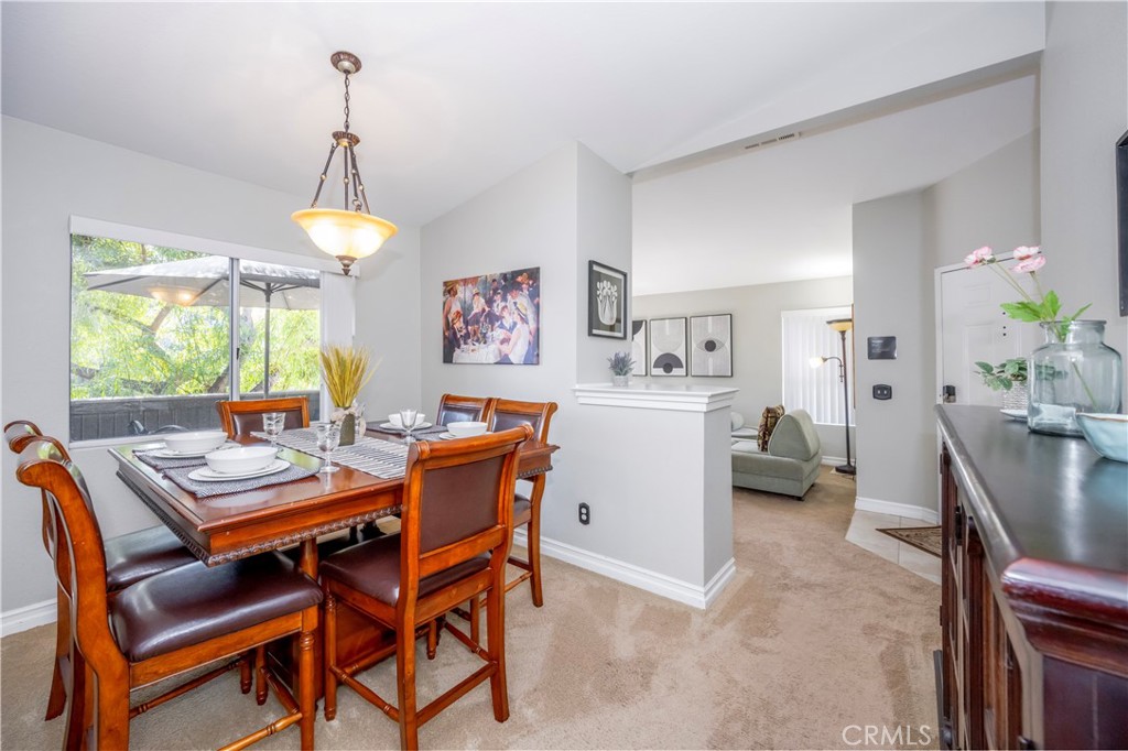 10 Corniche Drive E