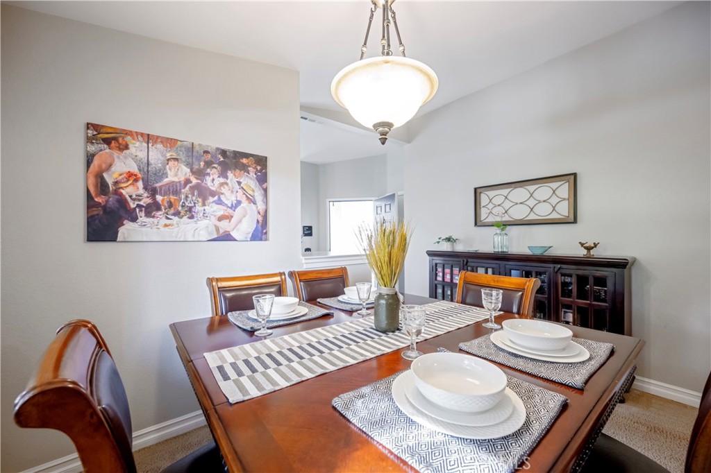 10 Corniche Drive E