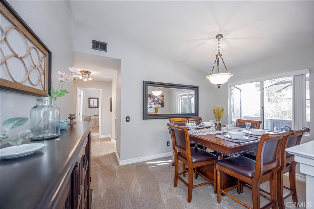 10 Corniche Drive E