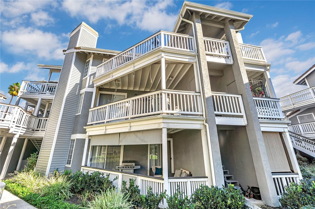 10371 Garden Grove Blvd. 27