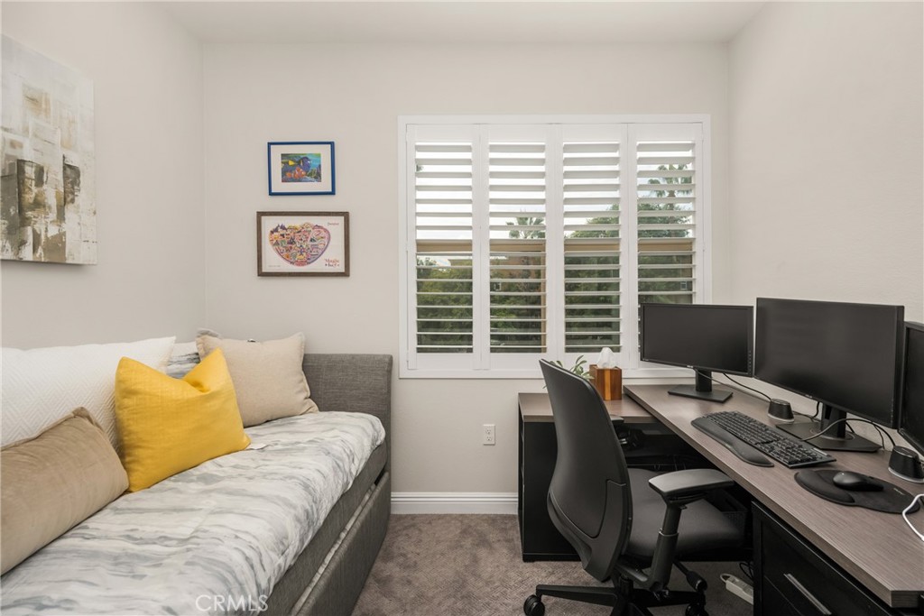 510 S Anaheim Boulevard S 7