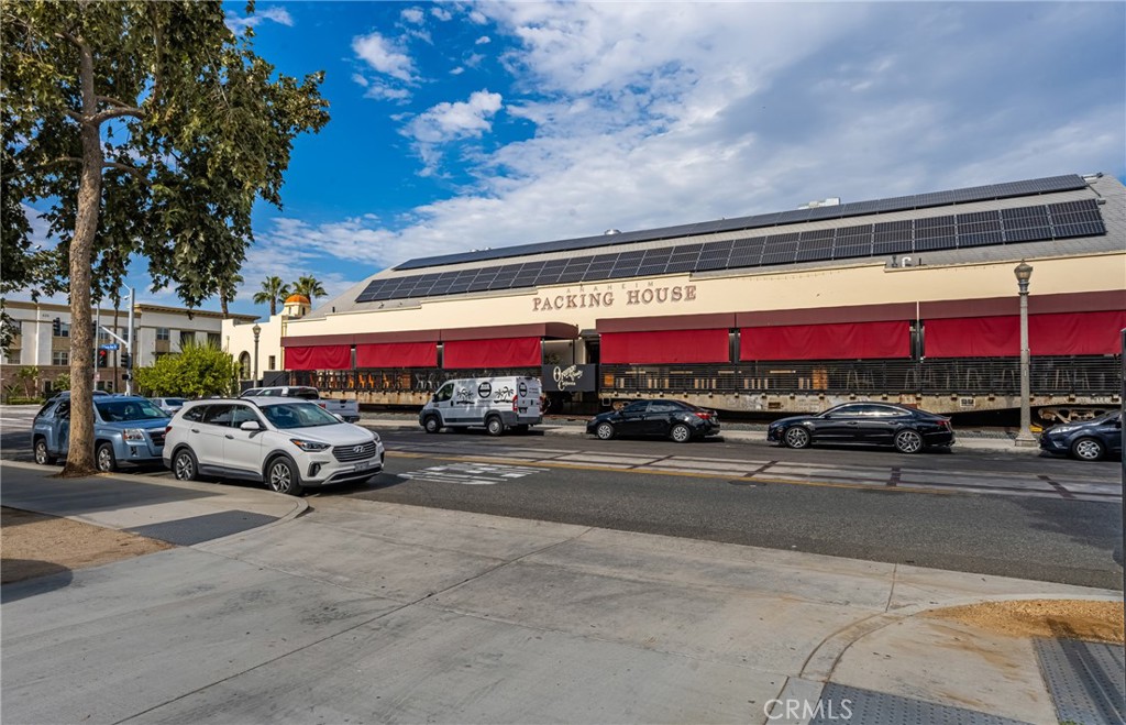 510 S Anaheim Boulevard S 7