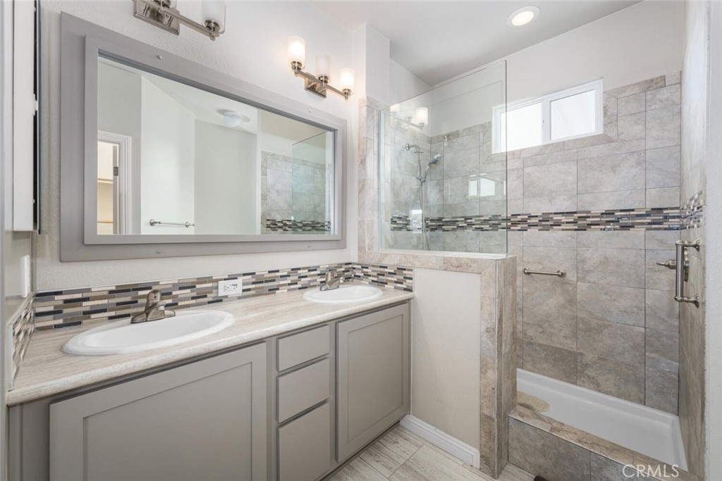 16222 Monterey Lane 285