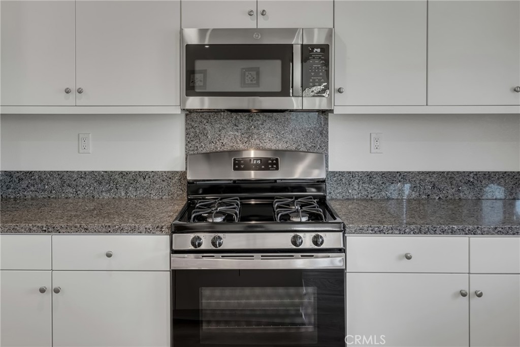 36985 Camino Springs Ave