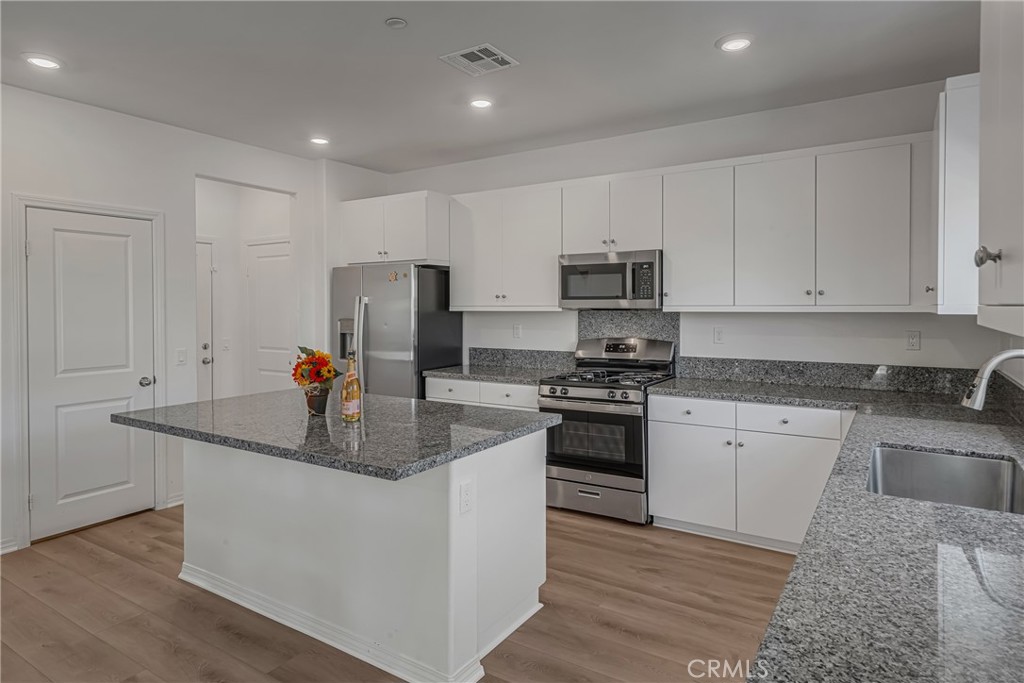 36985 Camino Springs Ave