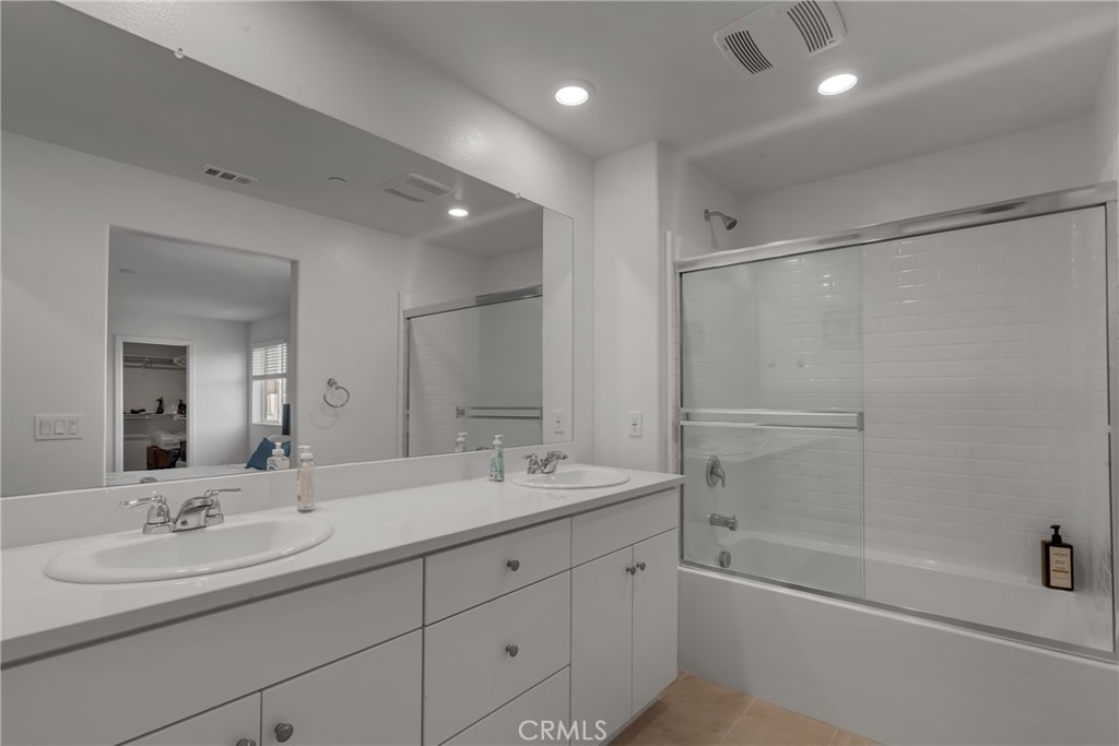 36985 Camino Springs Ave