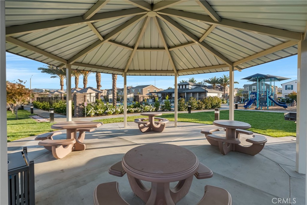 36985 Camino Springs Ave