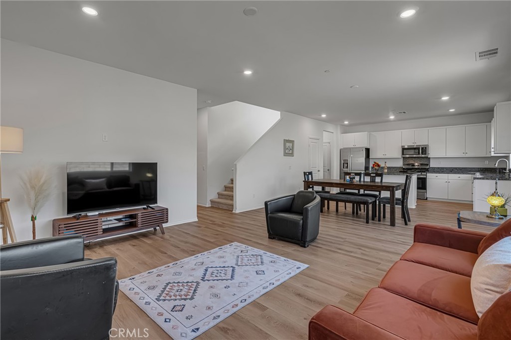 36985 Camino Springs Ave