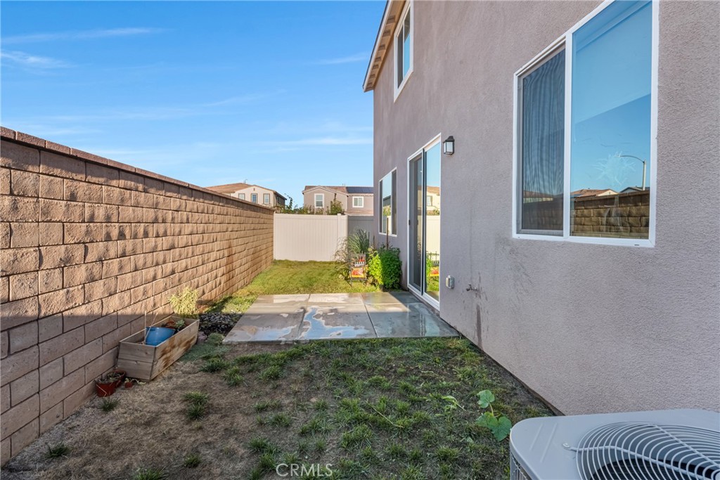 36985 Camino Springs Ave