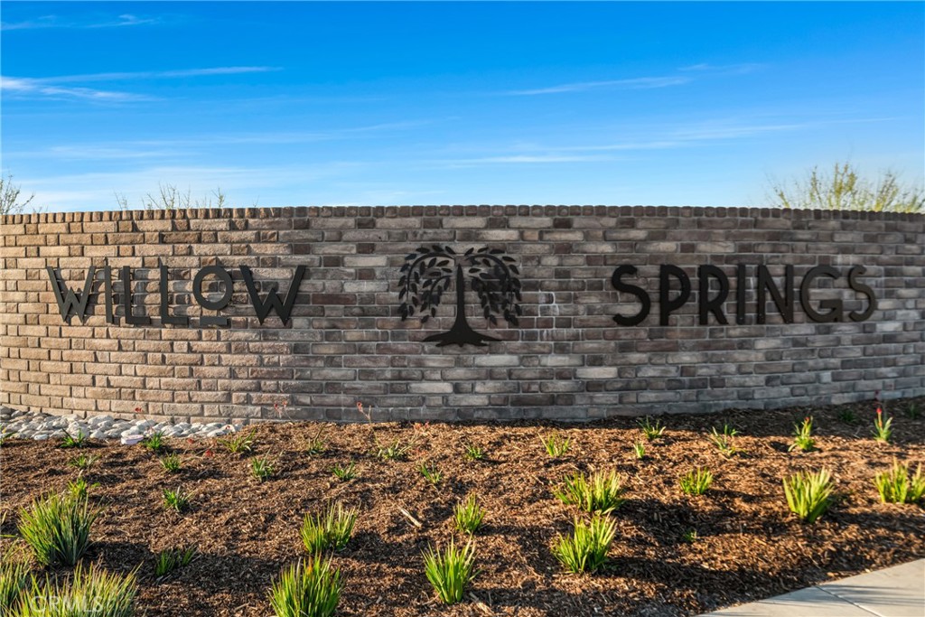 36985 Camino Springs Ave