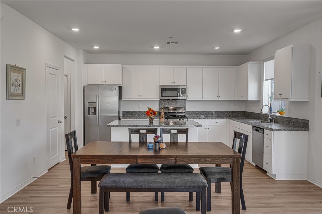 36985 Camino Springs Ave