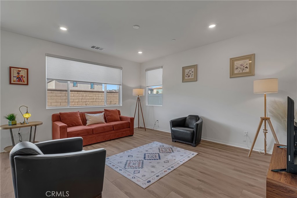 36985 Camino Springs Ave