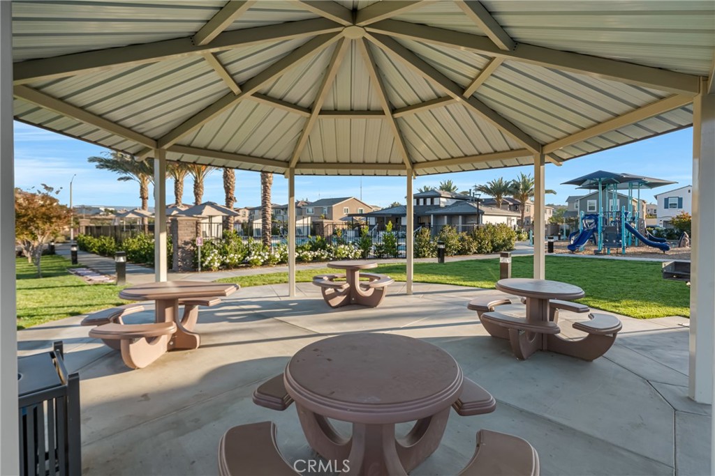 36985 Camino Springs Ave