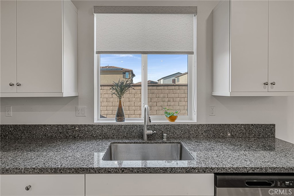 36985 Camino Springs Ave