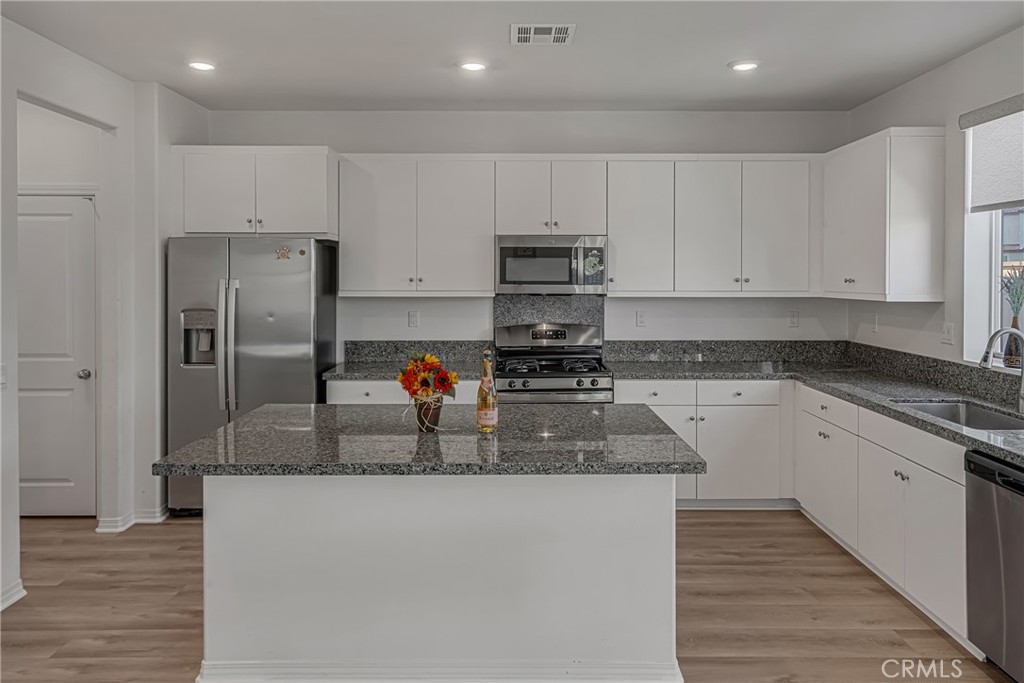 36985 Camino Springs Ave