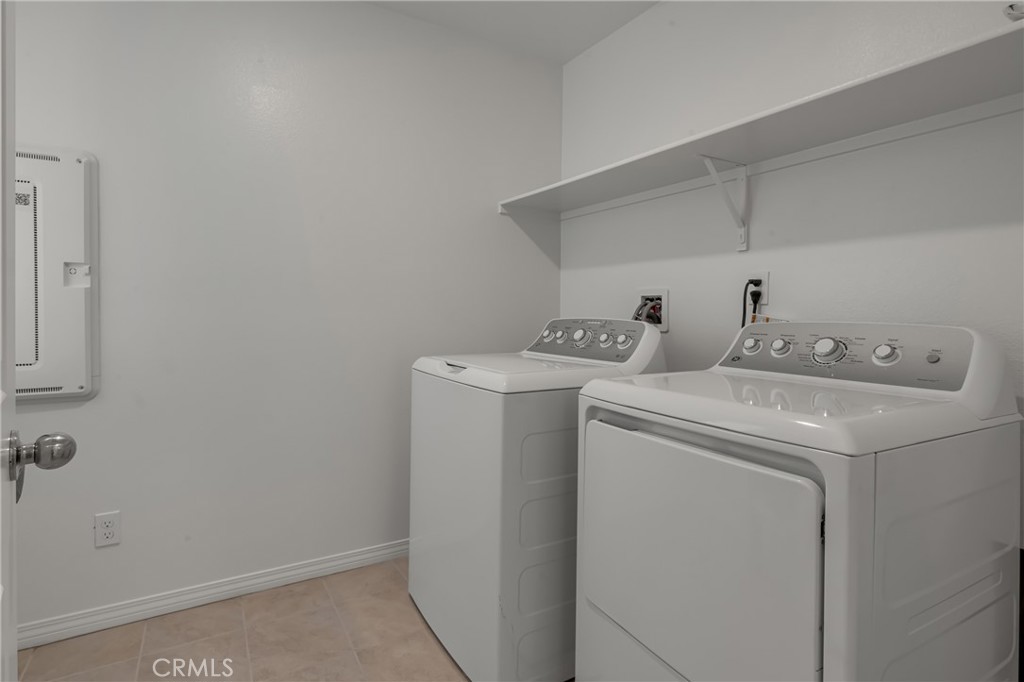 36985 Camino Springs Ave