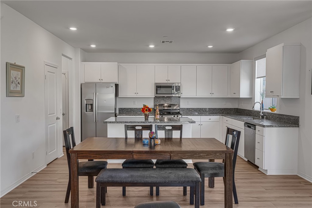 36985 Camino Springs Ave