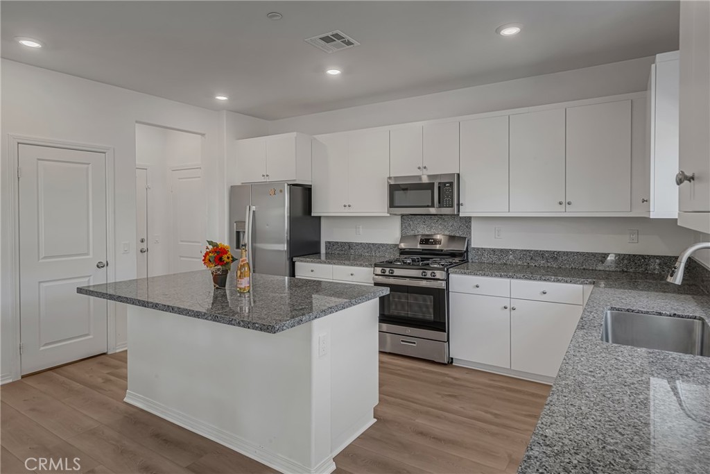 36985 Camino Springs Ave