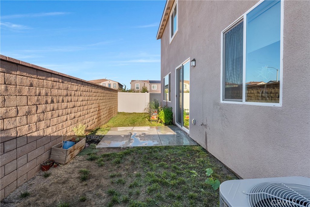 36985 Camino Springs Ave