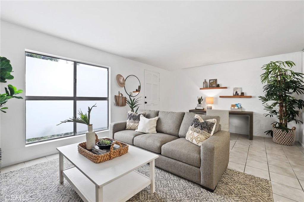 3342 Bradbury Road 34